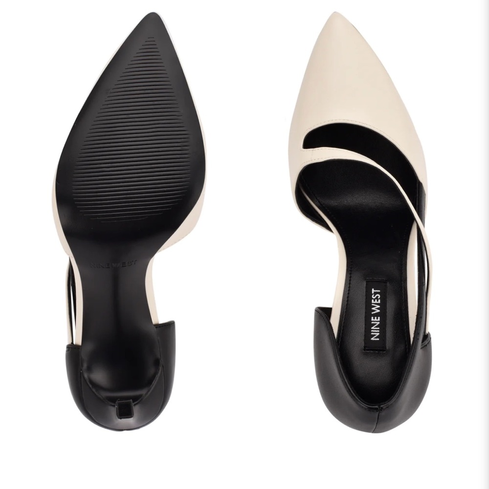 New never worn Nine West dress pump